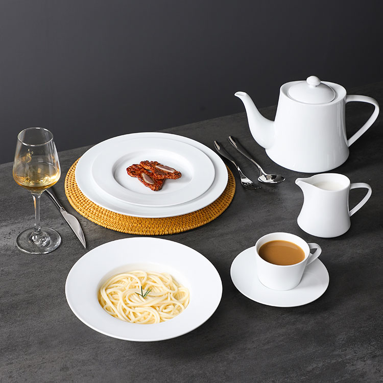 White Porcelain Tableware - Seattle