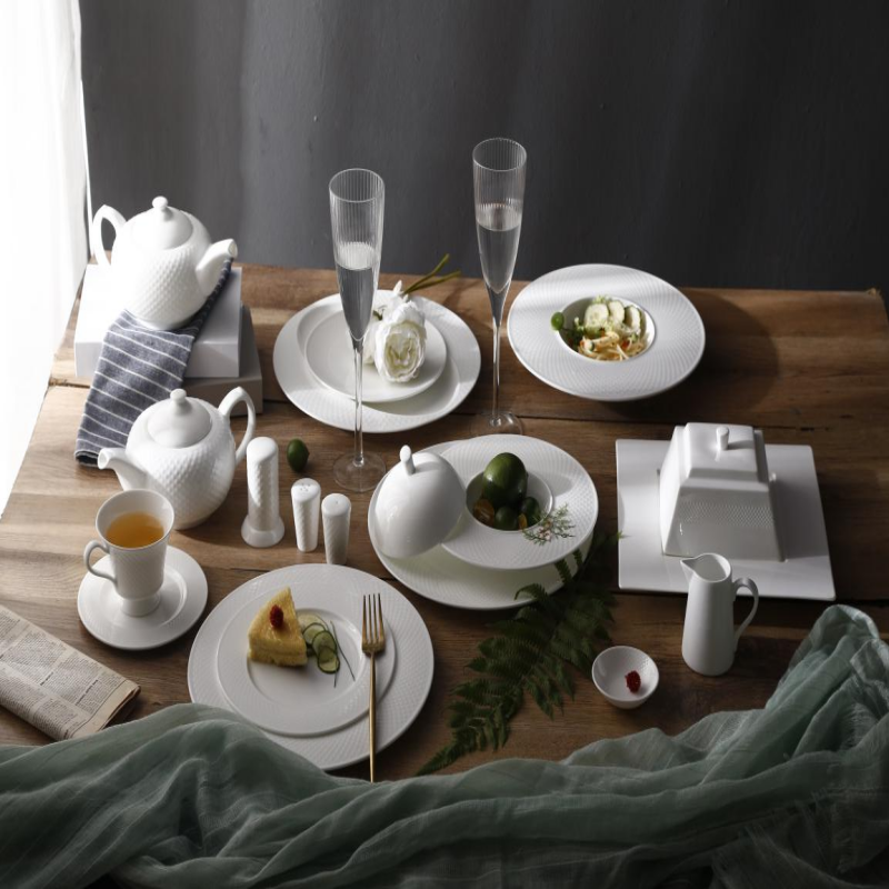 dinnerware manufacturer