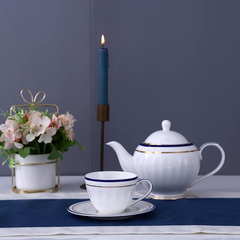 Bone China Dinnerware Set